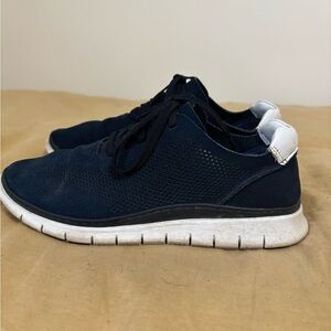 Vionic Navy Knit Sneakers
